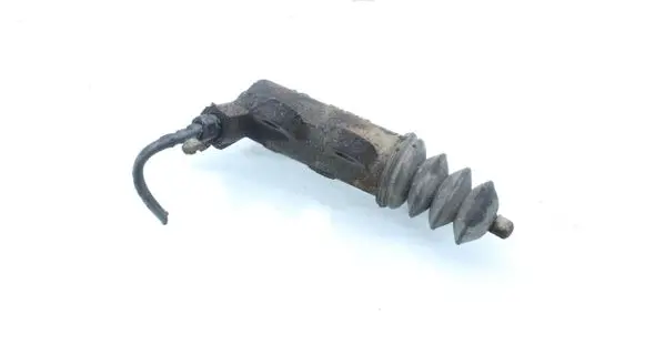 Toyota Corolla Verso AR10 Clutch slave cylinder 