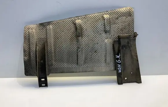 Mercedes-Benz E W211 Exhaust heat shield A2116800120 2116800120