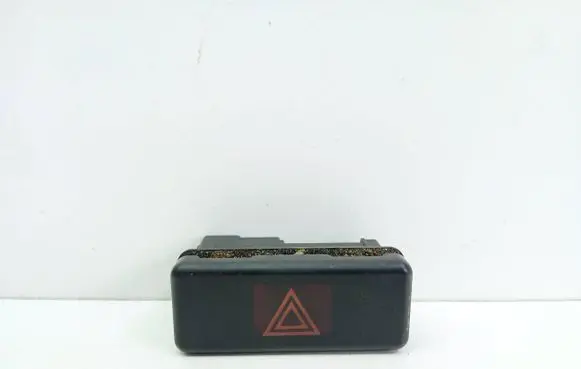 BMW 5 E39 Hazard light switch 8350947