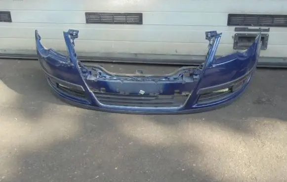 Volkswagen PASSAT B6 Front bumper 3C0807221