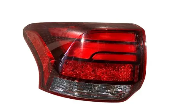 Mitsubishi Outlander Rear/tail lights