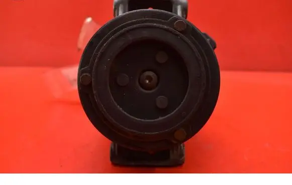 Opel Astra H Air conditioning (A/C) compressor (pump) 13124750WK