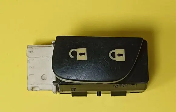 Central locking switch button