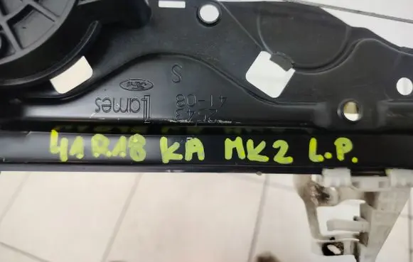 Ford Ka Front door window regulator with motor 