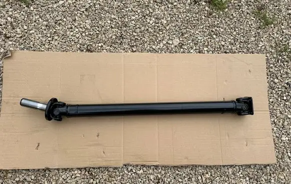 Nissan Terrano Rear driveshaft/prop shaft 373002X920