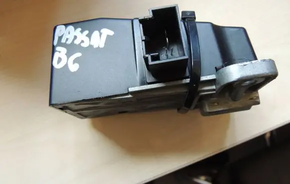 Volkswagen PASSAT B6 Steering wheel lock 3C0905861G 33570102 11701000996570