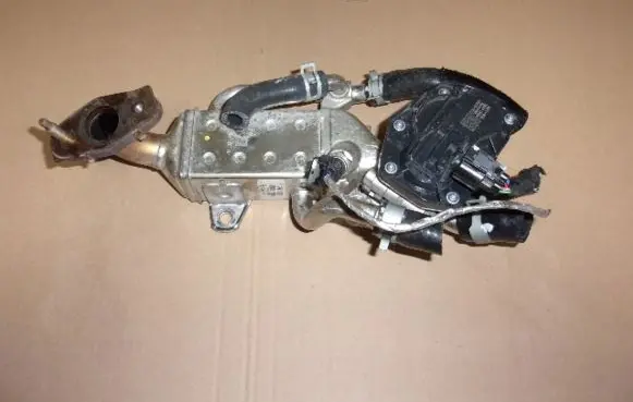 KIA Sportage EGR valve cooler 284002M401