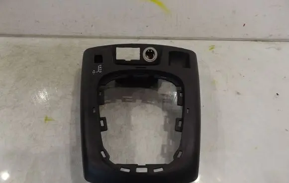 Renault Scenic III - Grand scenic III Gear shifter surround trim plastic 969330001R