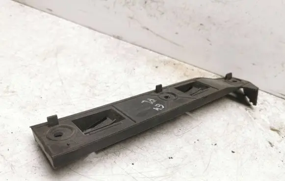 Volkswagen Golf IV Front bumper mounting bracket 1J0807184A