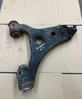 Mercedes-Benz A W169 Front lower control arm/wishbone
