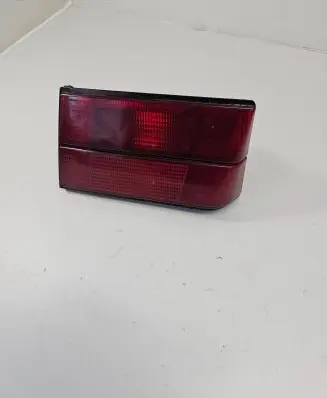 BMW 5 E34 Tailgate rear/tail lights 8769R23 SAER87 TR22D0T
