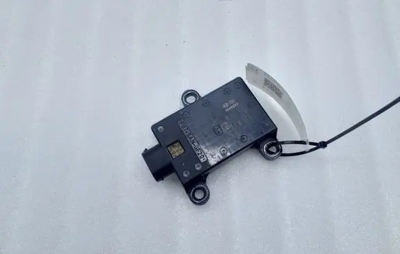 Hyundai ix35 ESP acceleration yaw rate sensor 956902P000