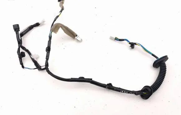 Suzuki Vitara (LY) Rear door wiring loom 3675154P30
