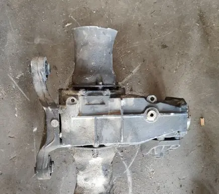 Audi A6 S6 C5 4B Gearbox transfer box case 