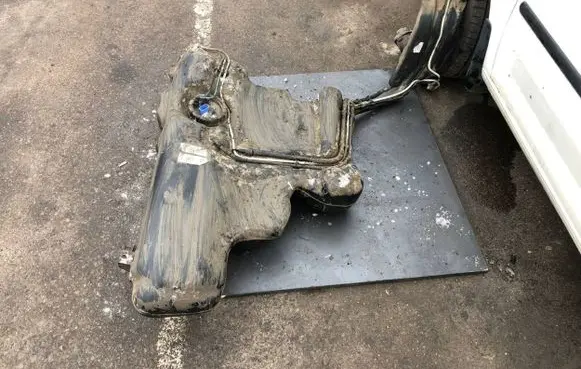 Skoda Roomster (5J) Fuel tank 6R7201138 15305