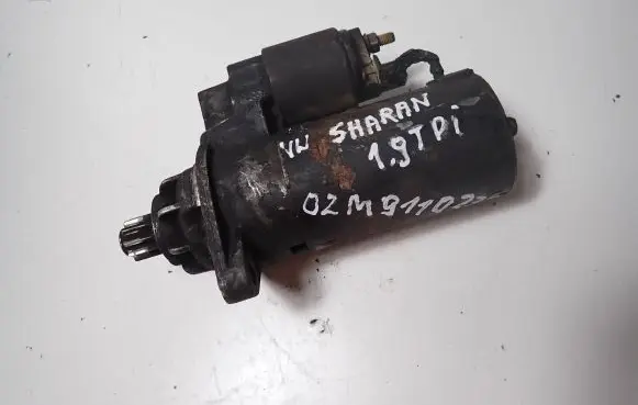 Volkswagen Sharan Starter motor 02M911023A