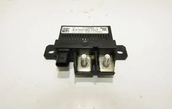 Mercedes-Benz E W212 Other relay 1110029