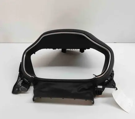 MG HS Dashboard trim 10577707 11168642