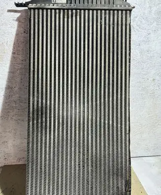 Opel Insignia A Intercooler radiator 13241751