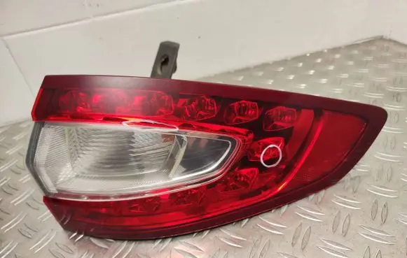 Ford Mondeo MK V Rear/tail lights DS7313404CD 21050201 CD391RCL
