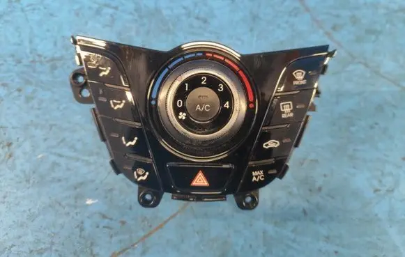 Hyundai Veloster Air conditioning/heating control unit 972502V010