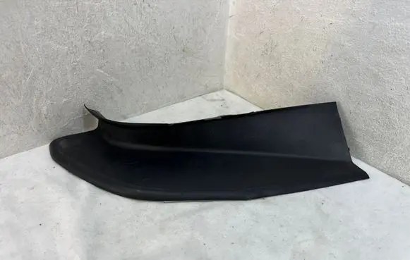 BMW 5 F10 F11 Rear/tail light trim molding 7453355