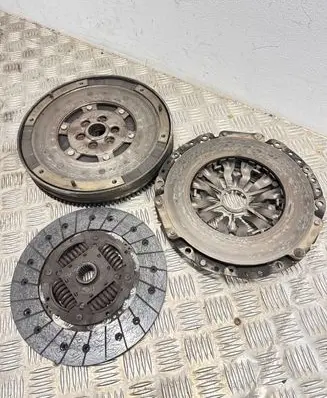 Audi A4 S4 B7 8E 8H Clutch set kit 03G105266BH 038141117L