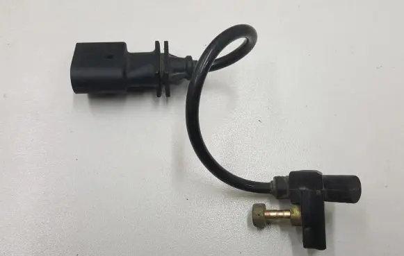BMW 3 E90 E91 Crankshaft position sensor 0281002477