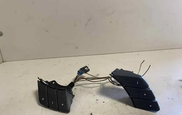 Opel Meriva A Steering wheel buttons/switches 09185419