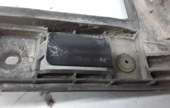 Volkswagen Multivan T5 Rear bumper mounting bracket 7H0807393C