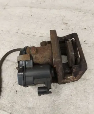 BMW X3 F25 Rear brake caliper 6791017