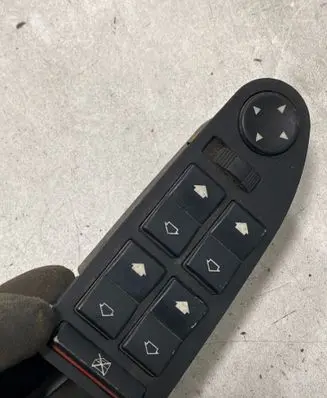 BMW 5 E39 Electric window control switch 61318380644 110187 03725076