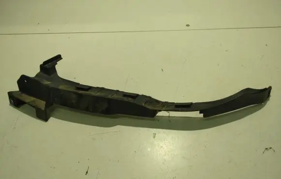 Opel Insignia A Front bumper mounting bracket 23158323