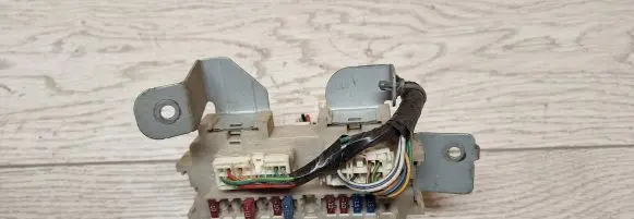 Nissan Murano Z50 Fuse module Am60a