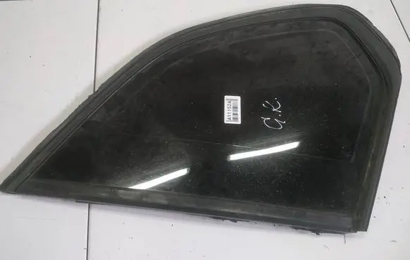 BMW X5 E70 Rear side window 