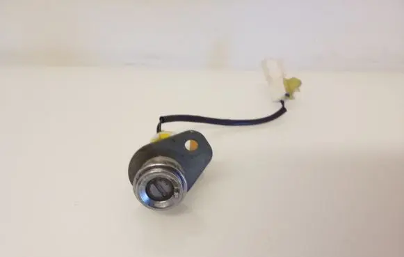Hyundai Sonata Tailgate exterior lock 