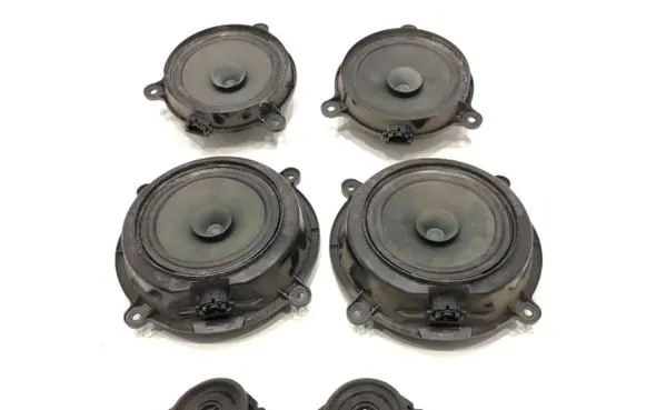 Mazda 3 II Audio system kit BHN966960