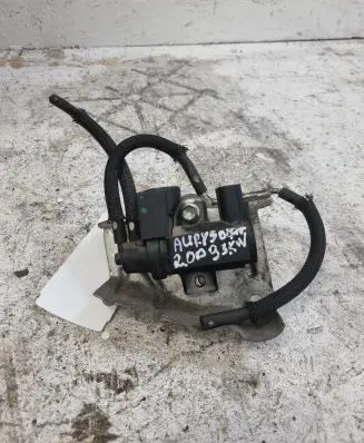 Toyota Auris 150 Turbo solenoid valve 258180R011