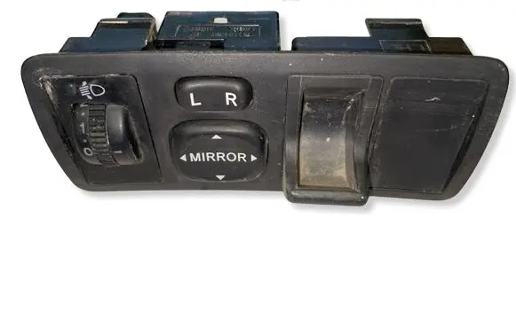 Toyota Corolla E120 E130 Wing mirror switch 183574