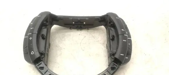 Steering wheel buttons/switches