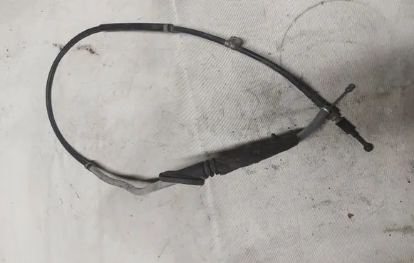 Handbrake/parking brake wiring cable