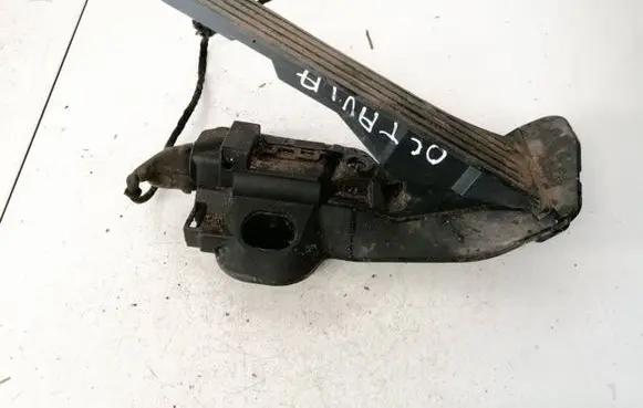 Volkswagen Golf V Accelerator throttle pedal 1k2721503m 6pv00874500