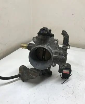 Toyota RAV 4 (XA20) Throttle valve