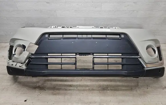 Suzuki Vitara (LY) Front bumper 7171186R