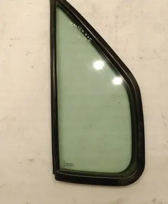 Opel Movano A Front triangle window/glass DOT39AS2M33 43R000484