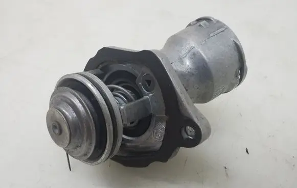 Mercedes-Benz CLS C219 Thermostat A2722000115