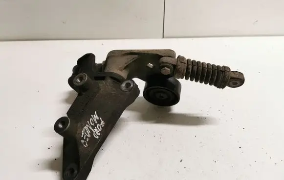 Ford Mondeo Mk III Engine mounting bracket XS7E10039BA