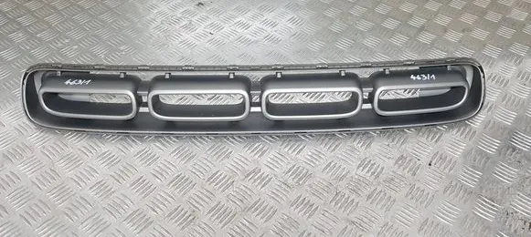 Fiat 500L Front bumper mounting bracket 735650589
