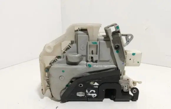 Audi A4 S4 B8 8K Front door lock 8J1837015C