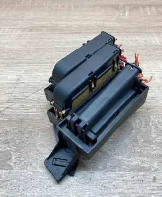 Audi A4 S4 B8 8K Fuse module 8K2971845B
